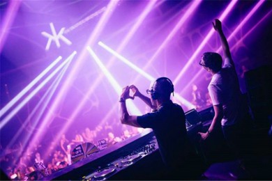 ·: [ʹ֮ǡħĳ ˫ڿ8] Լɼ+˹ά˹++ҹ++ڲͬ | Խر