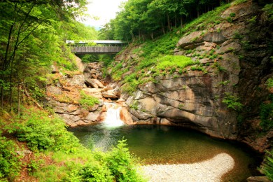 δ·: [澰2] ɽɭֹ԰+̨ɽ³++ƻũ|ԽȻ